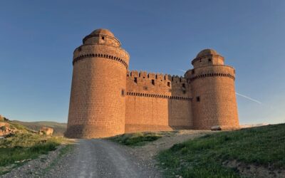 Aumento de Labios en Granada: El Arte de Realzar tu Sonrisa con Luz